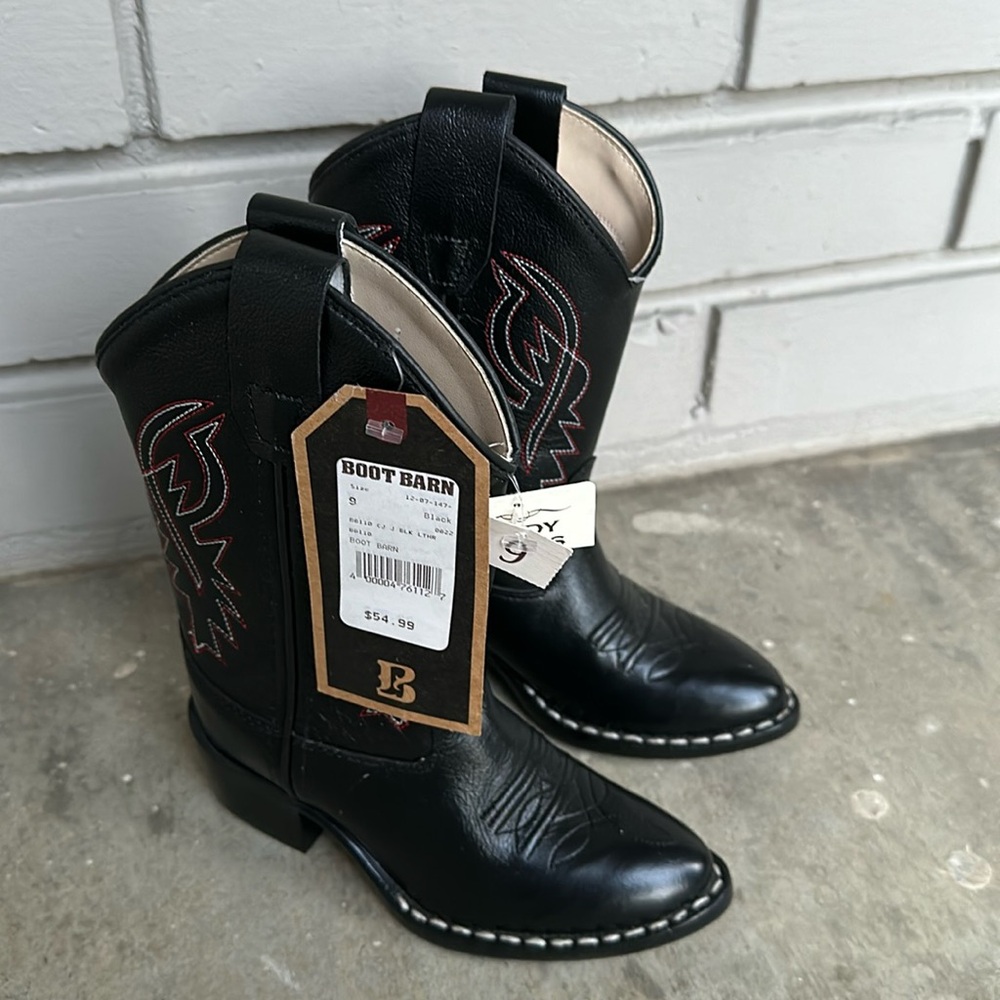 Brand new never worn - tried on once! Boot Barn leather black boots toddler/sz 9